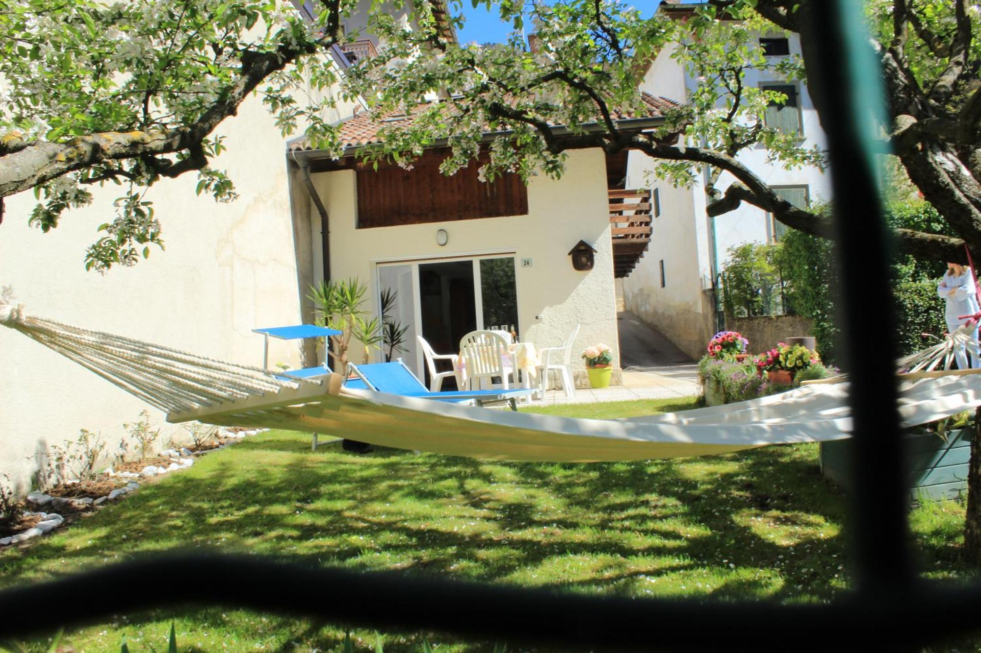 Residence Zecchini Tiarno di Sotto Exteriör bild